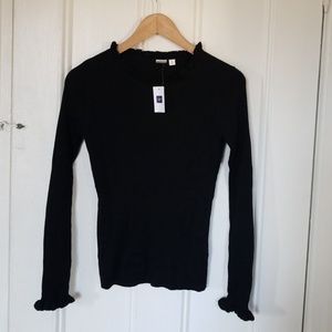 GAP Sweaters - Gap ribbed ruffle trim crewneck GAP Sweaters - Gap ribbed ruffle trim crewneck